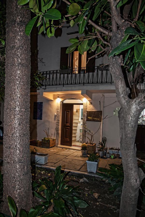 Maya'S Boutique Residence Ретимно Екстериор снимка